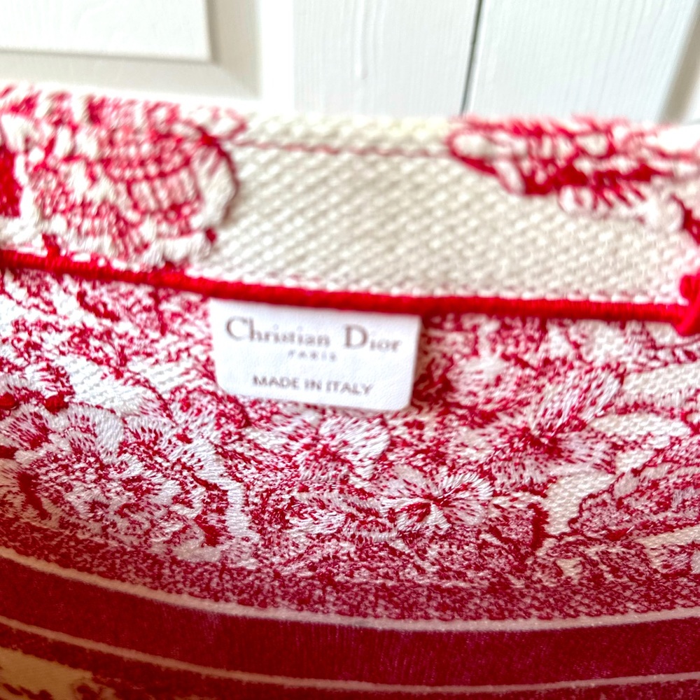 Dior Tote - Picture 2 of 5